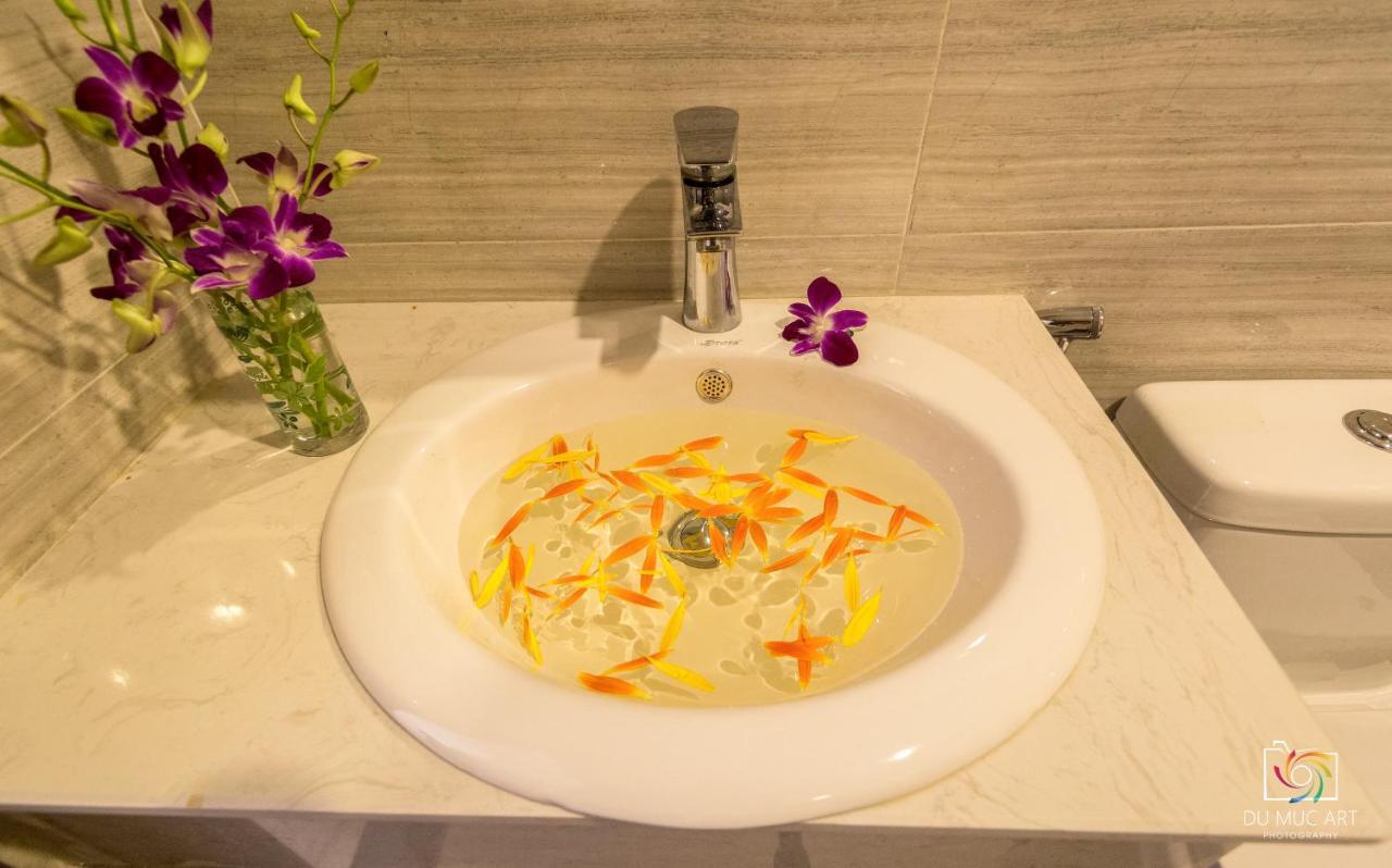 Azure Hotel Da Nang - Beach Εξωτερικό φωτογραφία